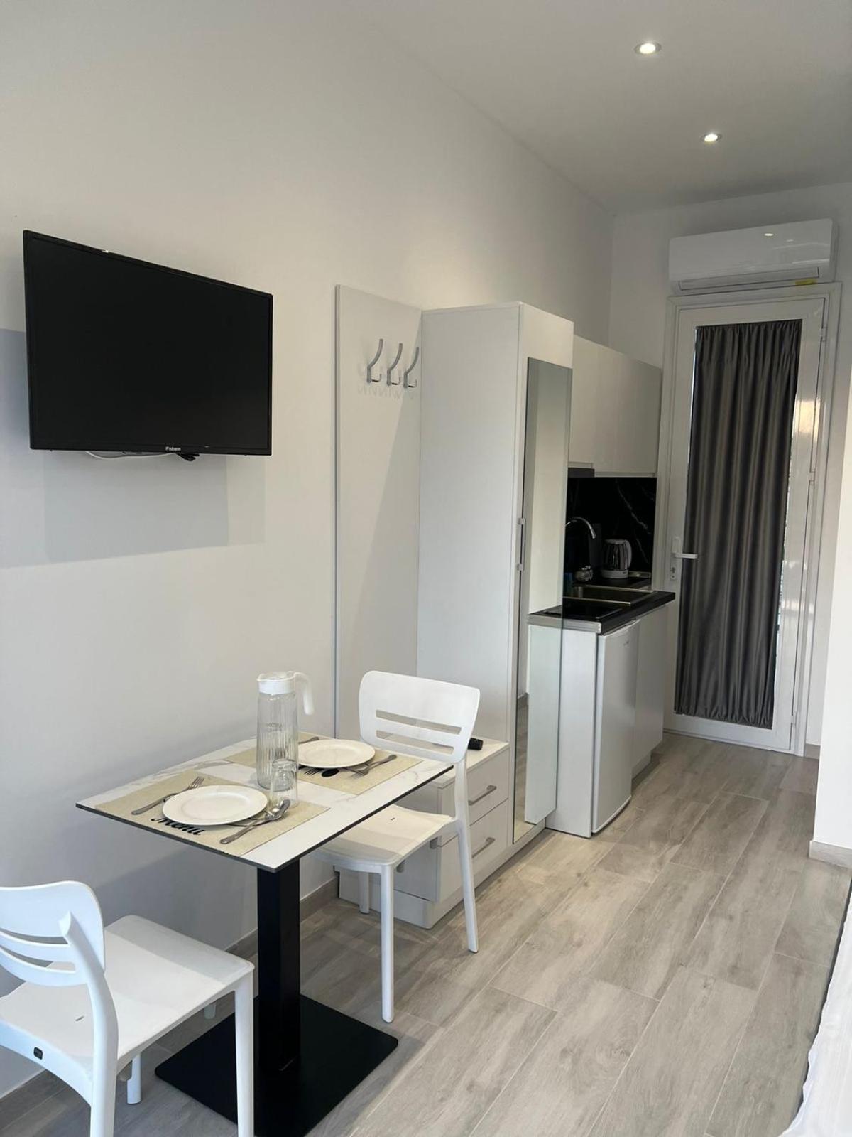 Dangolli House Apartamento Vlorë Exterior foto