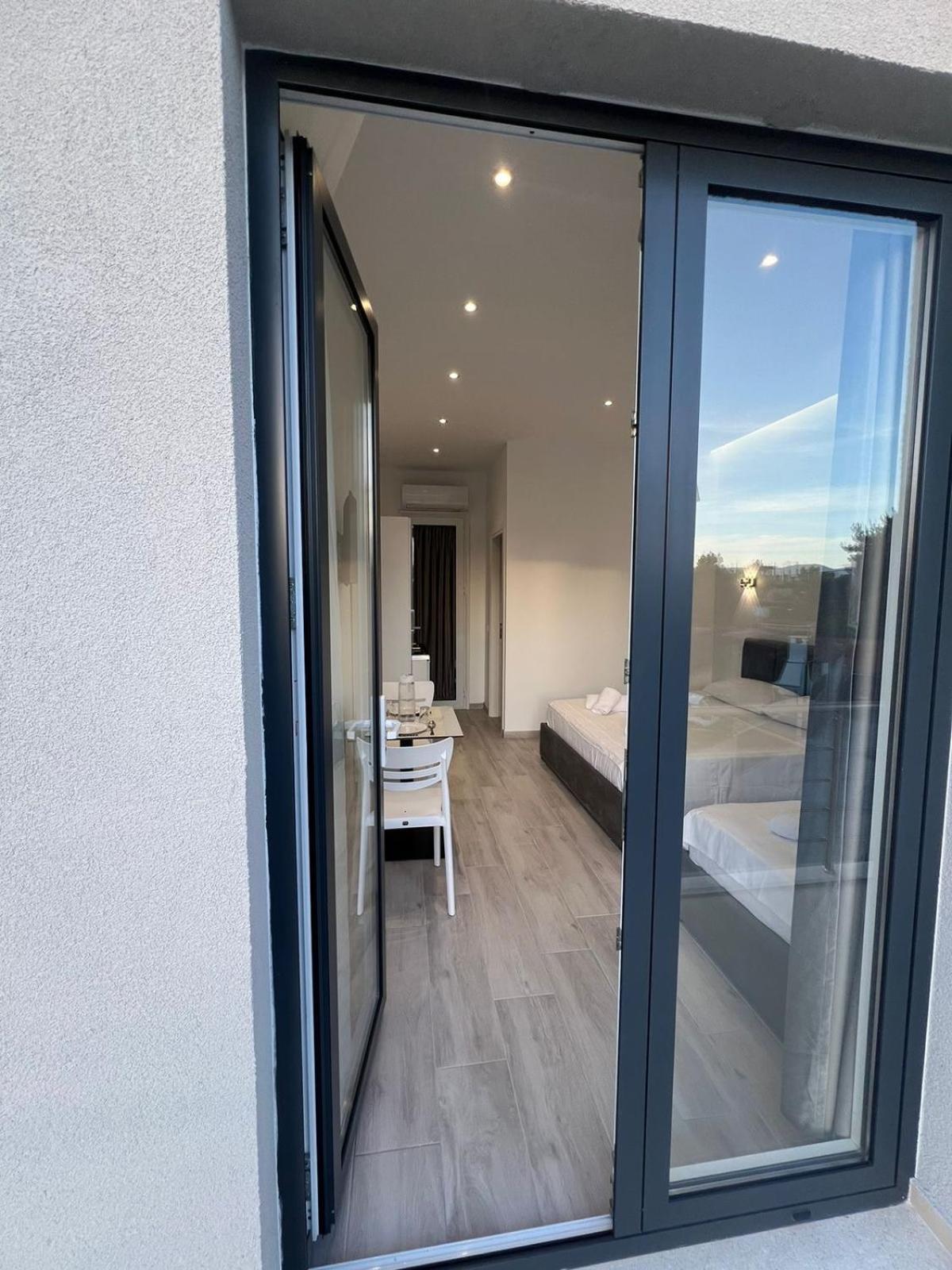 Dangolli House Apartamento Vlorë Exterior foto