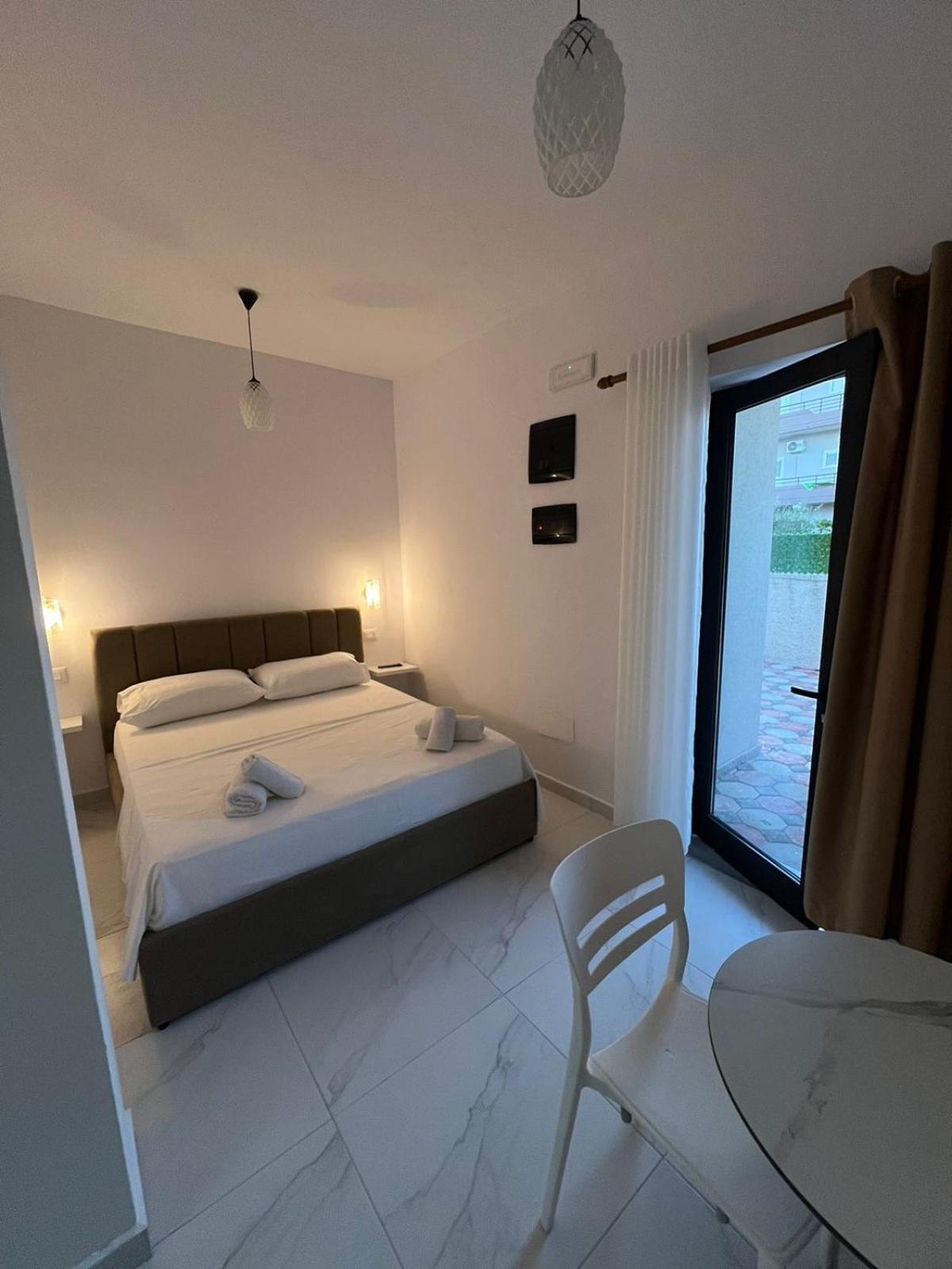 Dangolli House Apartamento Vlorë Exterior foto